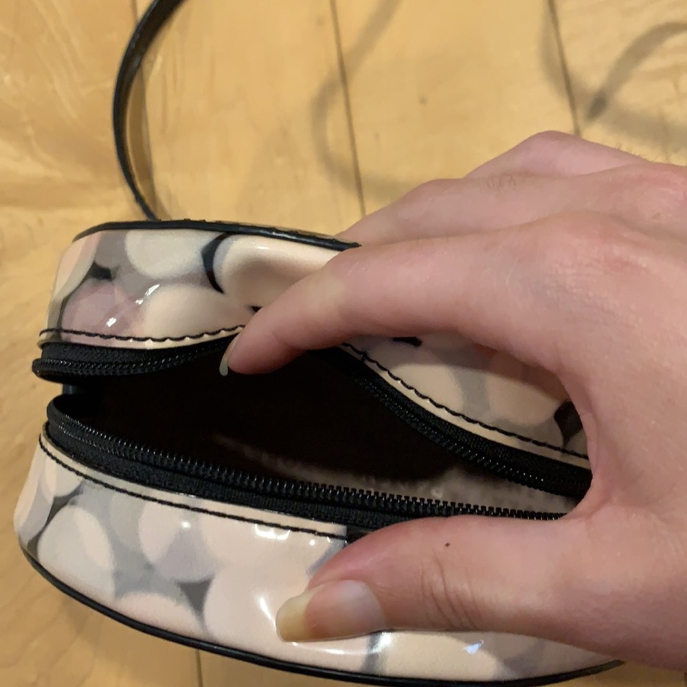 Women’s Kate Spade Circle Bag - Picture 4 of 7